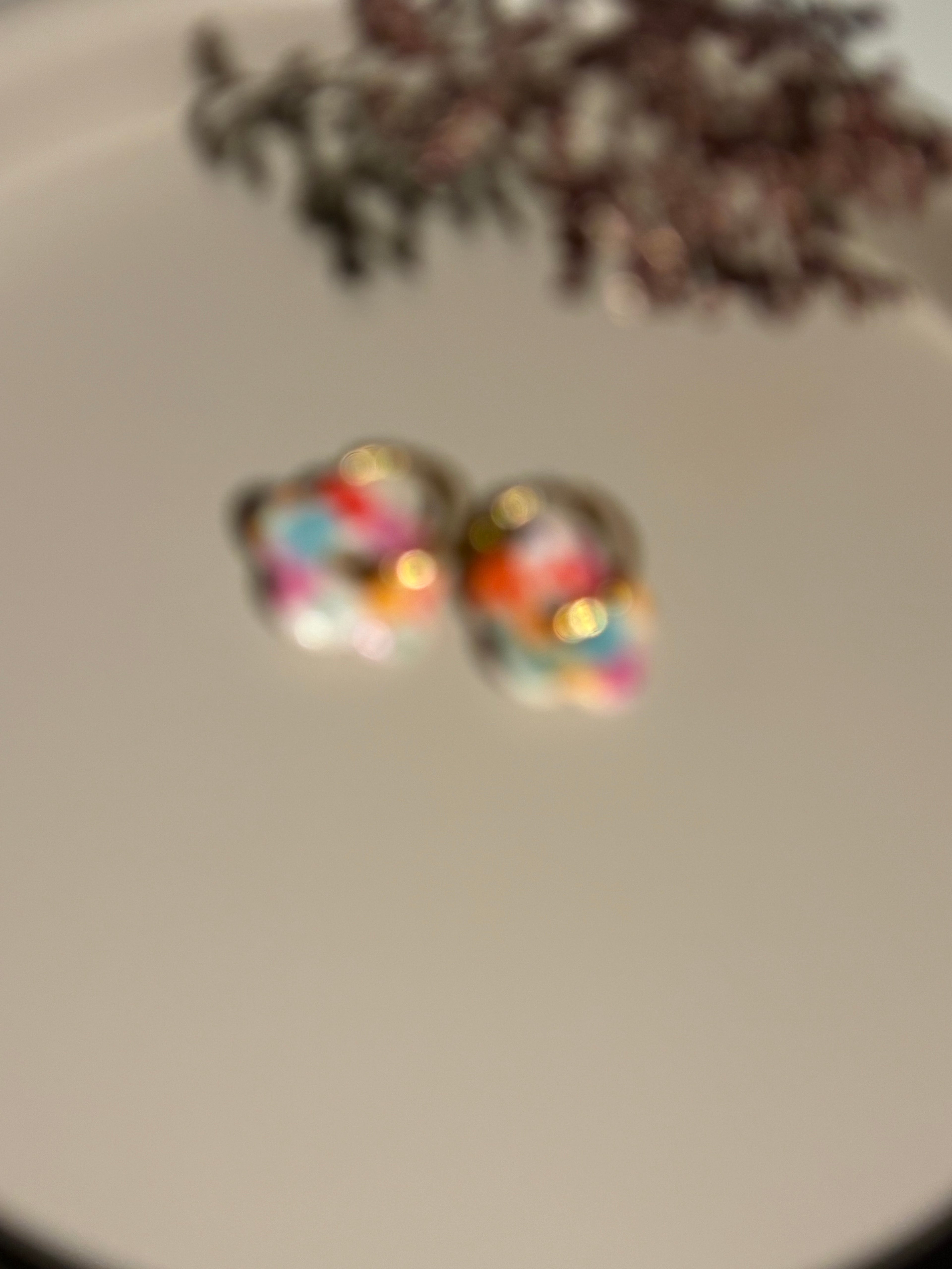 Boucles d’oreilles œuvre d’art fleur 5 pétales de avec créoles