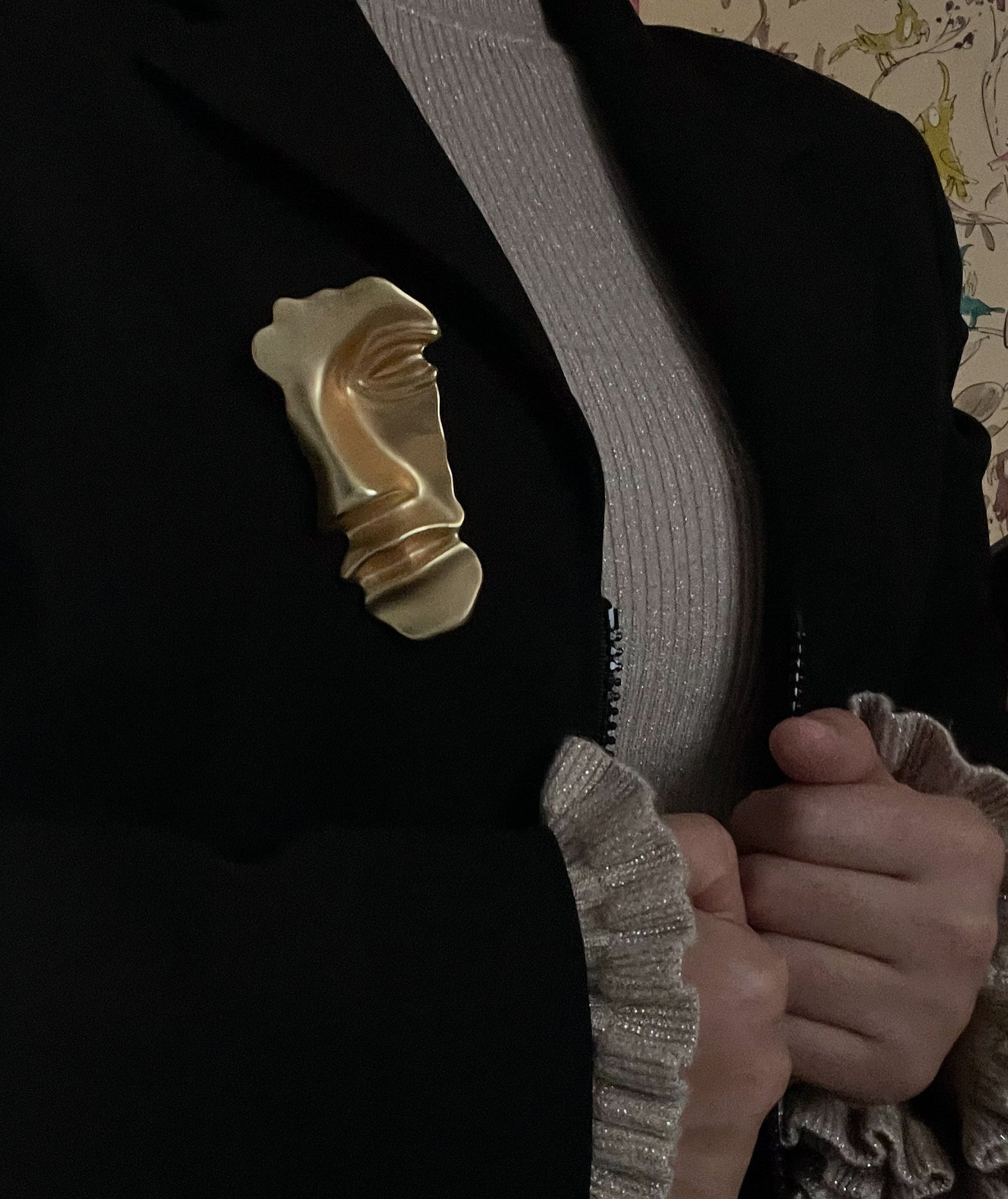 Broche " PROFIL D'ART"